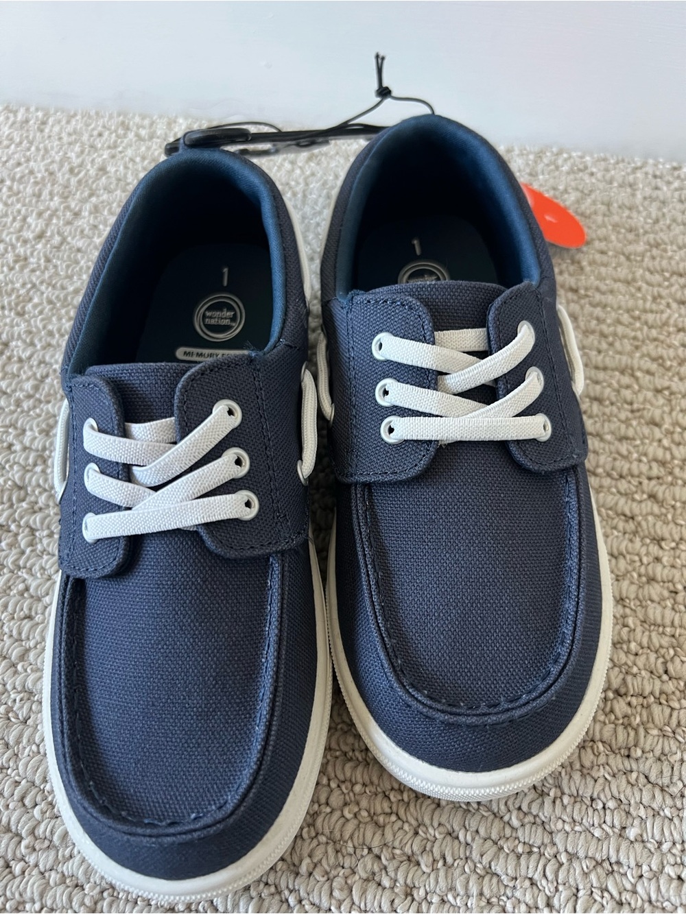 Wonder nation Boys Navy Canvas Kids Boat shoes with White Laces NWT $10size 1